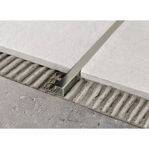 Progress Projolly Square alumínium díszítő élvédő 10 mm / 2,7 m polírozott titánium Progress Projolly Square alumínium díszítő élvédő 10 mm / 2,7 m polírozott titánium