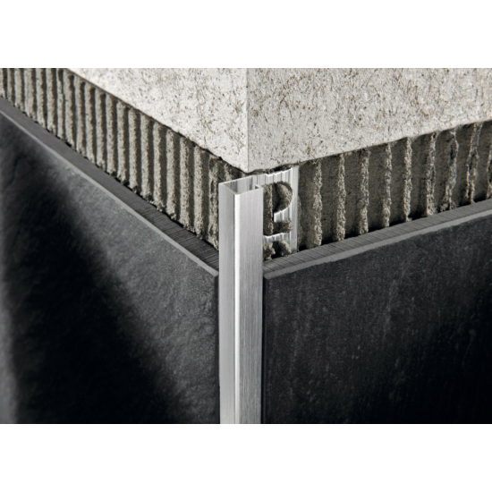 Progress Projolly Square alumínium díszítő élvédő 10 mm / 2,7 m szálcsiszolt ezüst